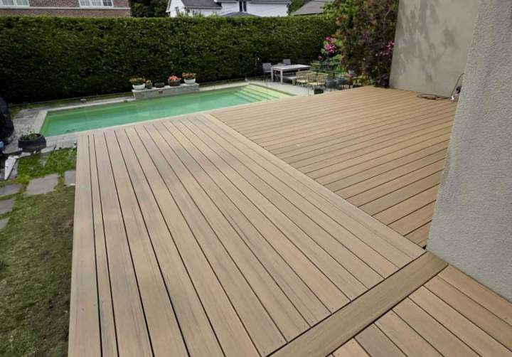 Terrasse élégante sans aucun entretien